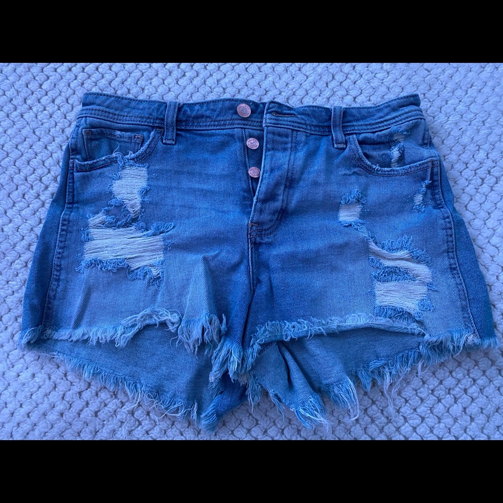 NEW Hollister High Rise Boyfriend Shorts